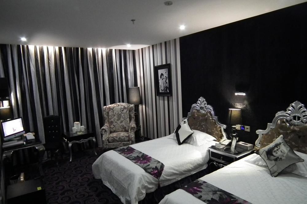 Victoria Hotel 洛陽 エクステリア 写真